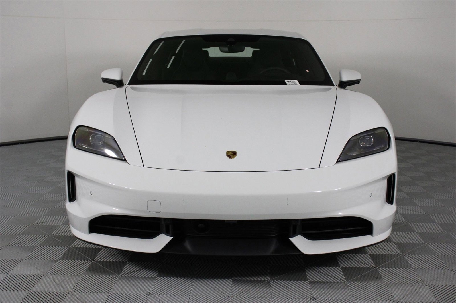 New 2026 Porsche Taycan image 10