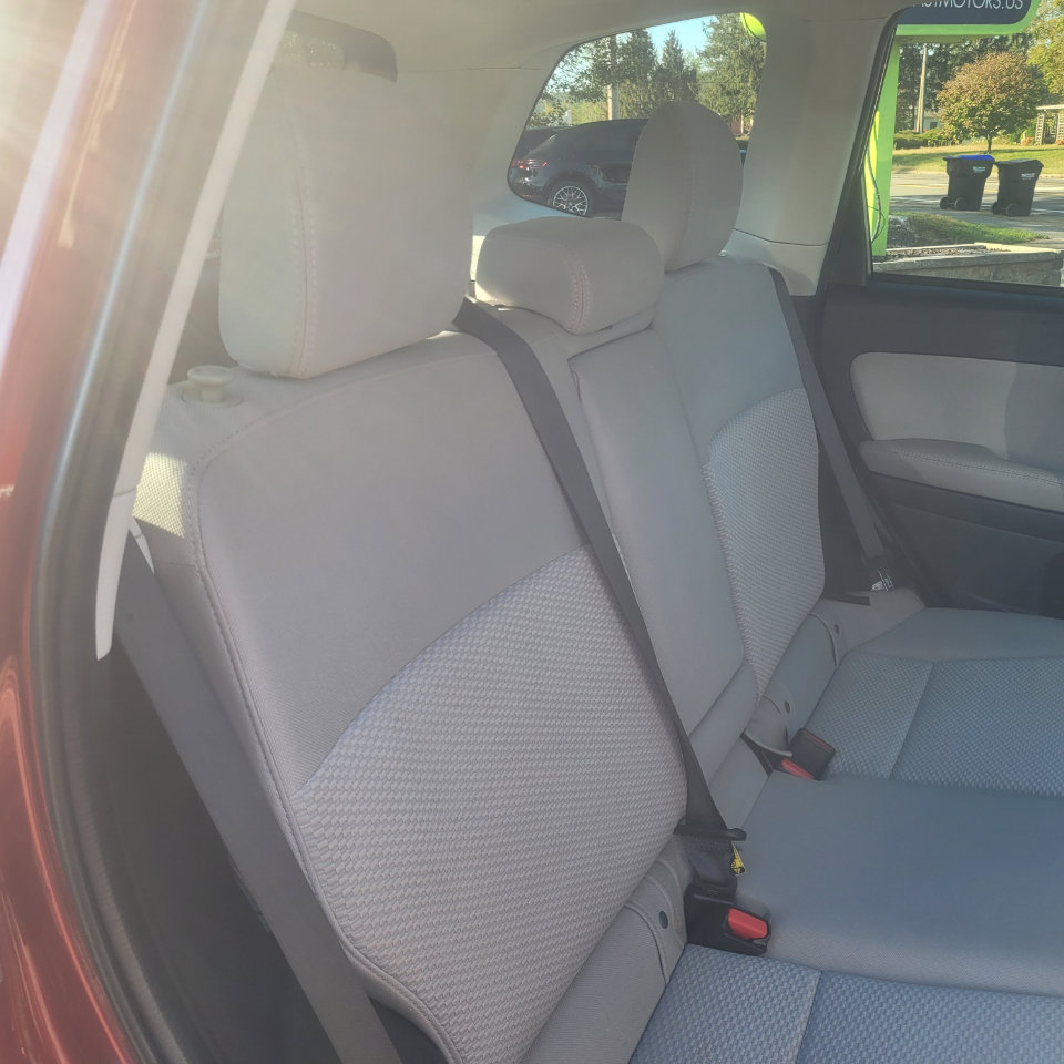 Used 2016 Subaru Forester 2.5i Premium image 31
