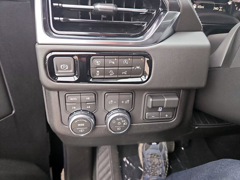 New 2026 GMC Yukon Denali w/ Denali Reserve Package image 19