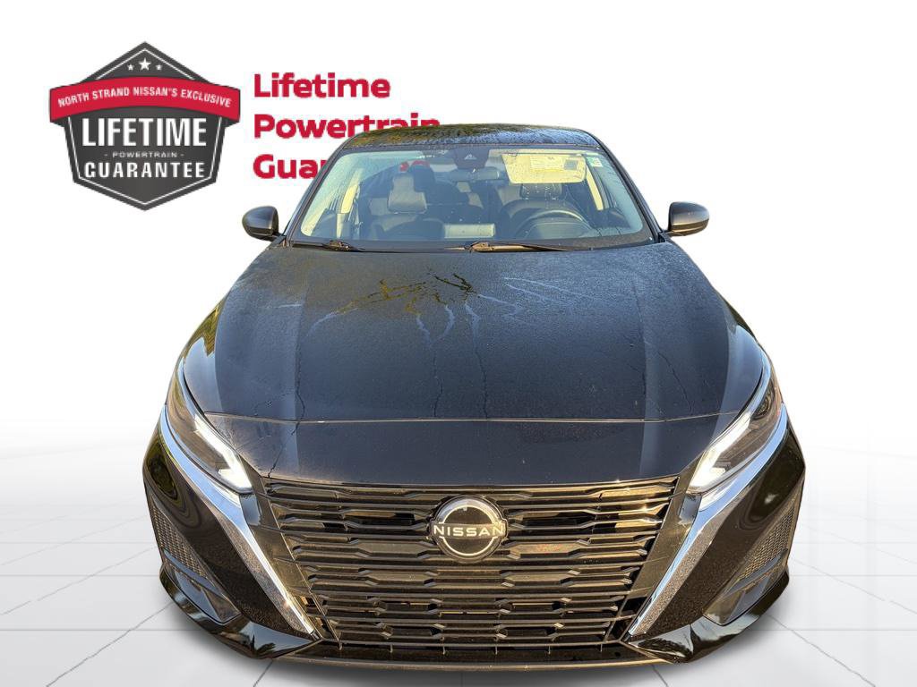 Certified 2024 Nissan Altima 2.5 SV FWD image 9