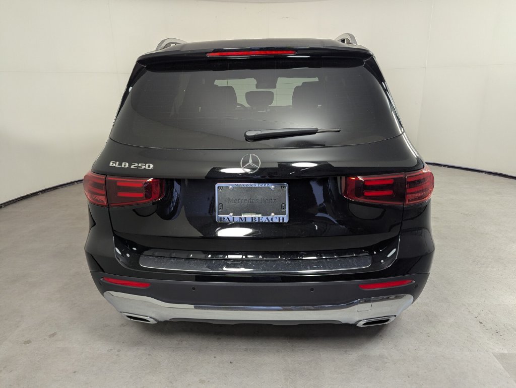 New 2026 Mercedes-Benz GLB 250 image 5