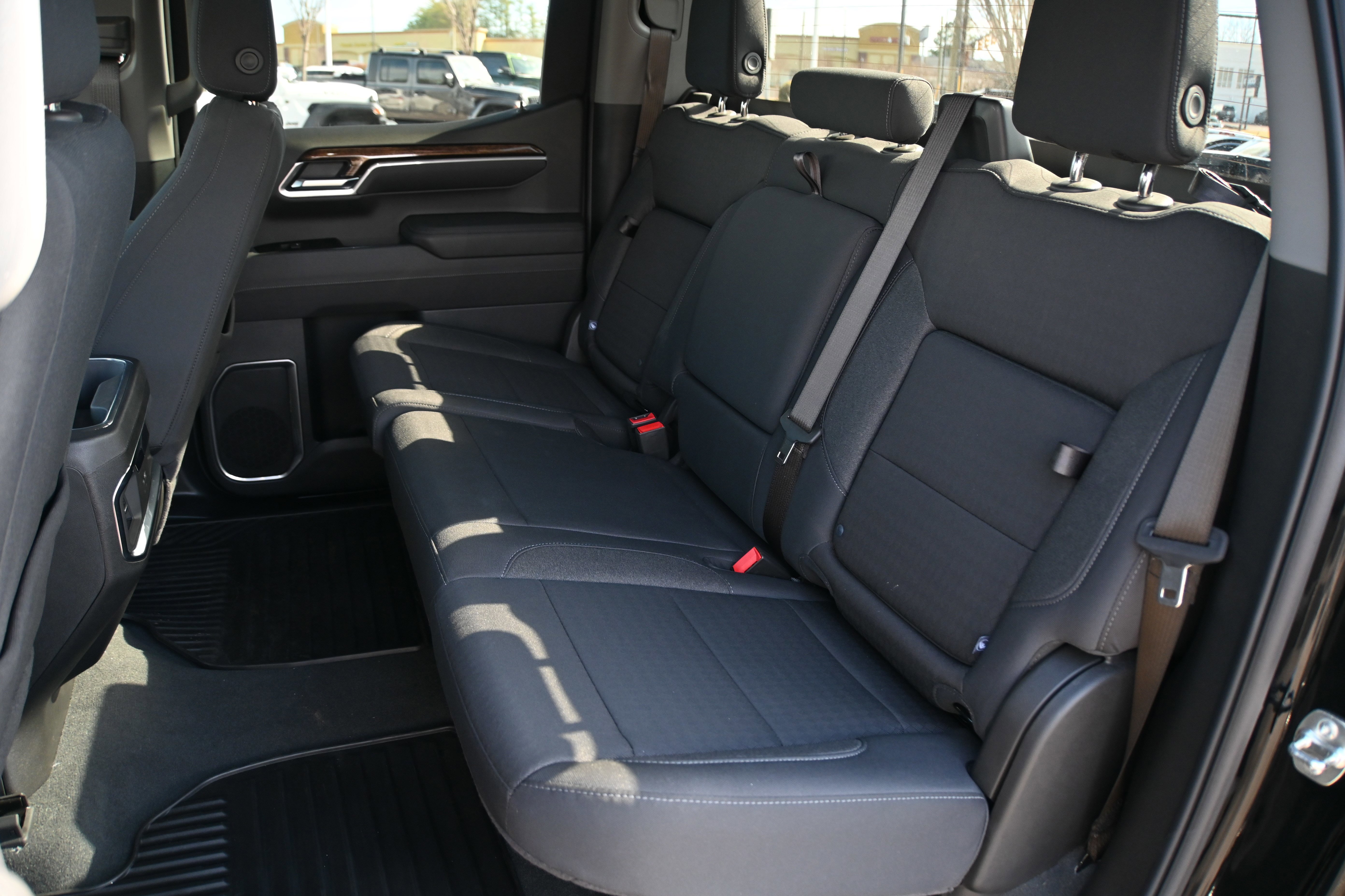 Used 2025 GMC Sierra 1500 Elevation w/ X31 Off-Road Package AWD/4WD image 33