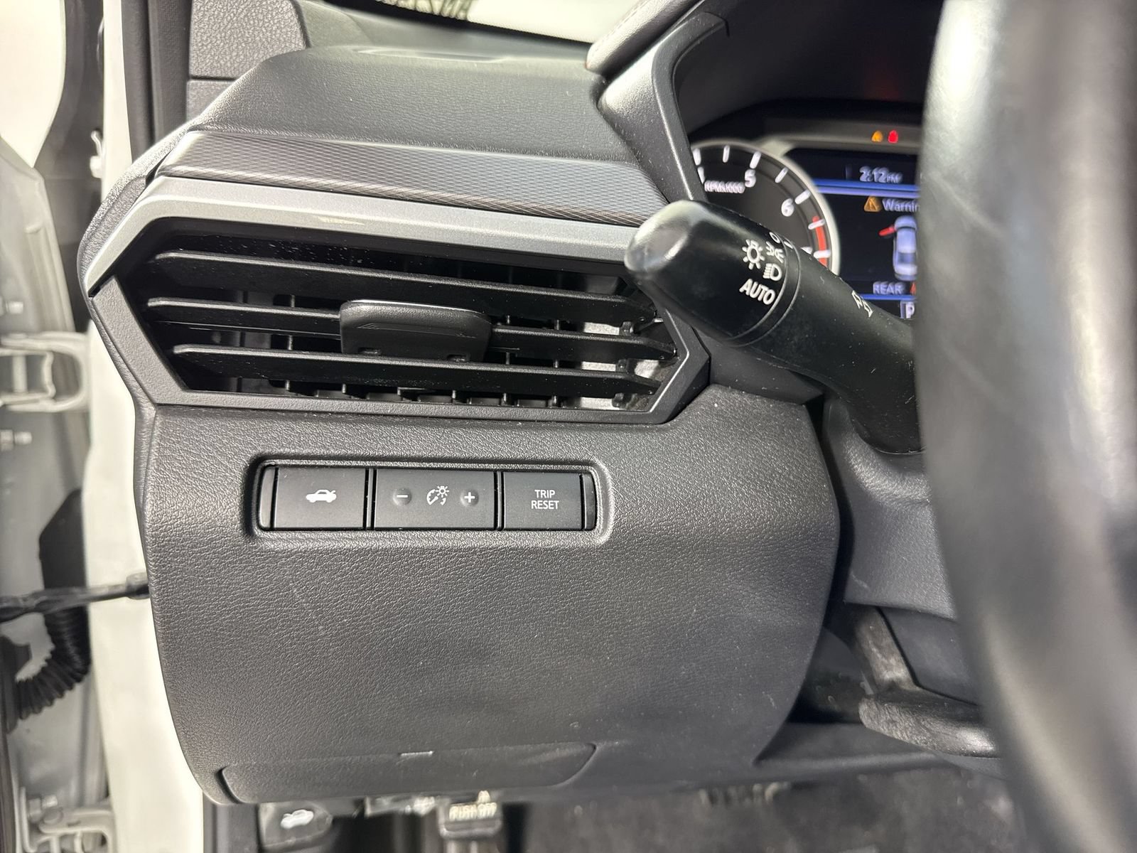 Used 2024 Nissan Altima 2.5 SR FWD image 14