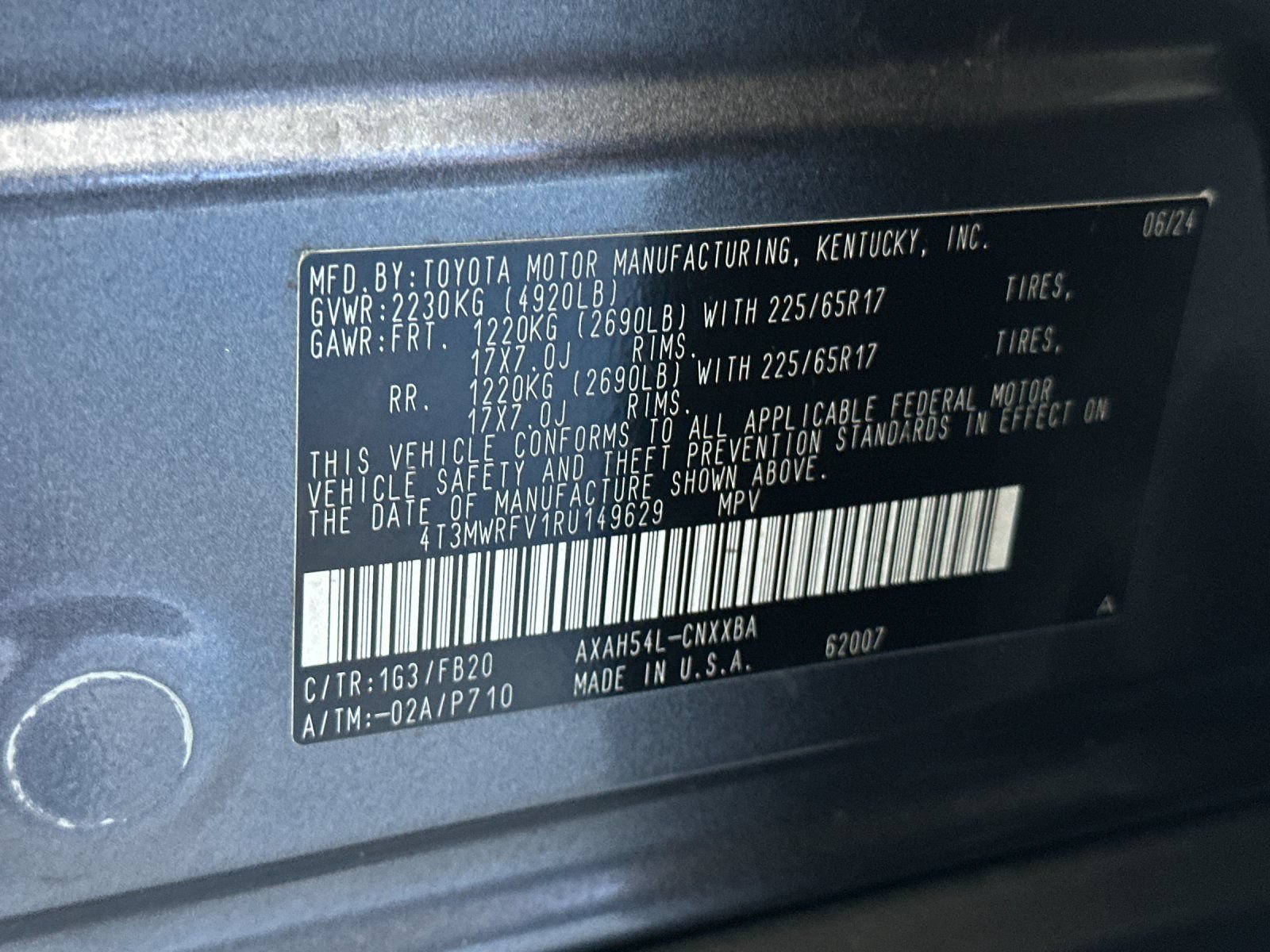 Used 2024 Toyota RAV4 LE AWD/4WD image 27