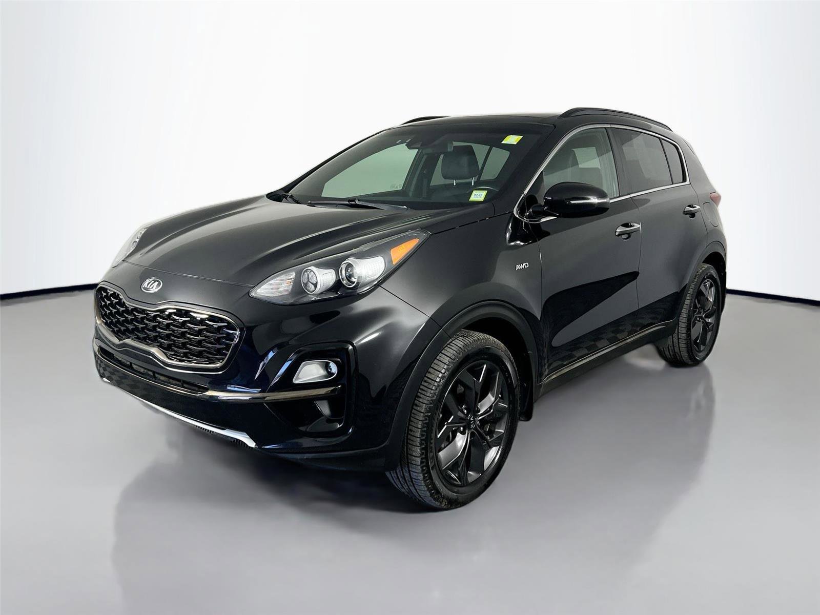 Used 2020 Kia Sportage S w/ S Sunroof Package AWD/4WD image 2