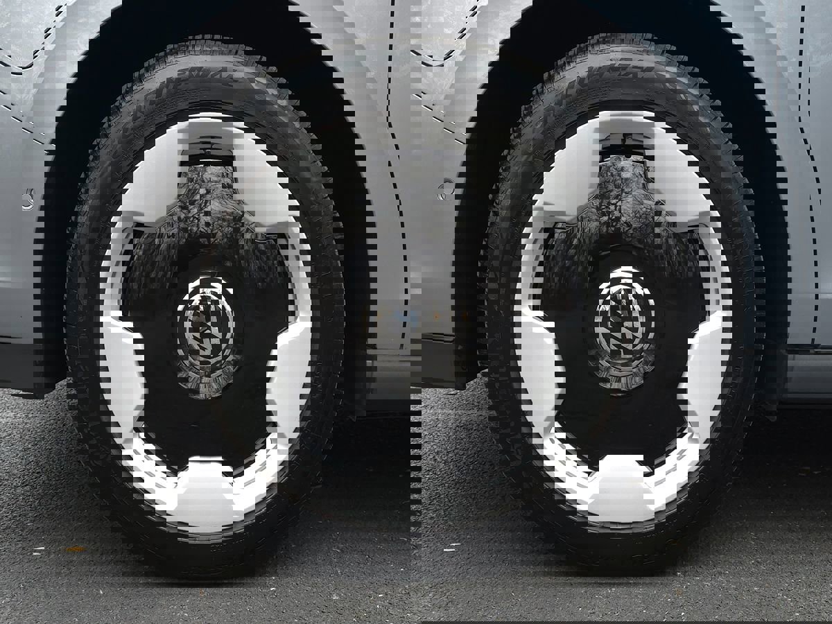 Used 2025 Volkswagen ID. Buzz Pro S image 68