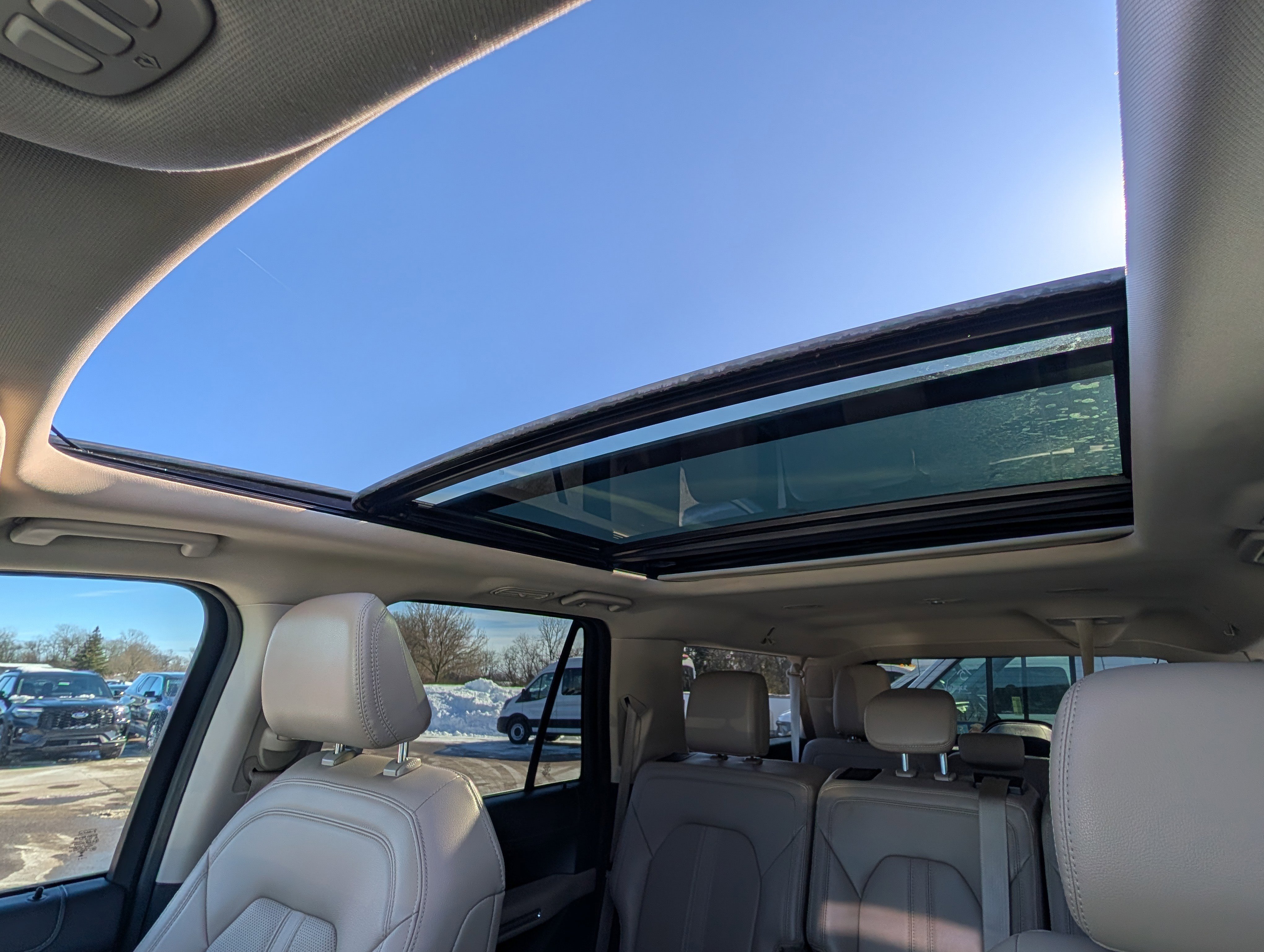 Used 2024 Ford Expedition Max Limited image 30