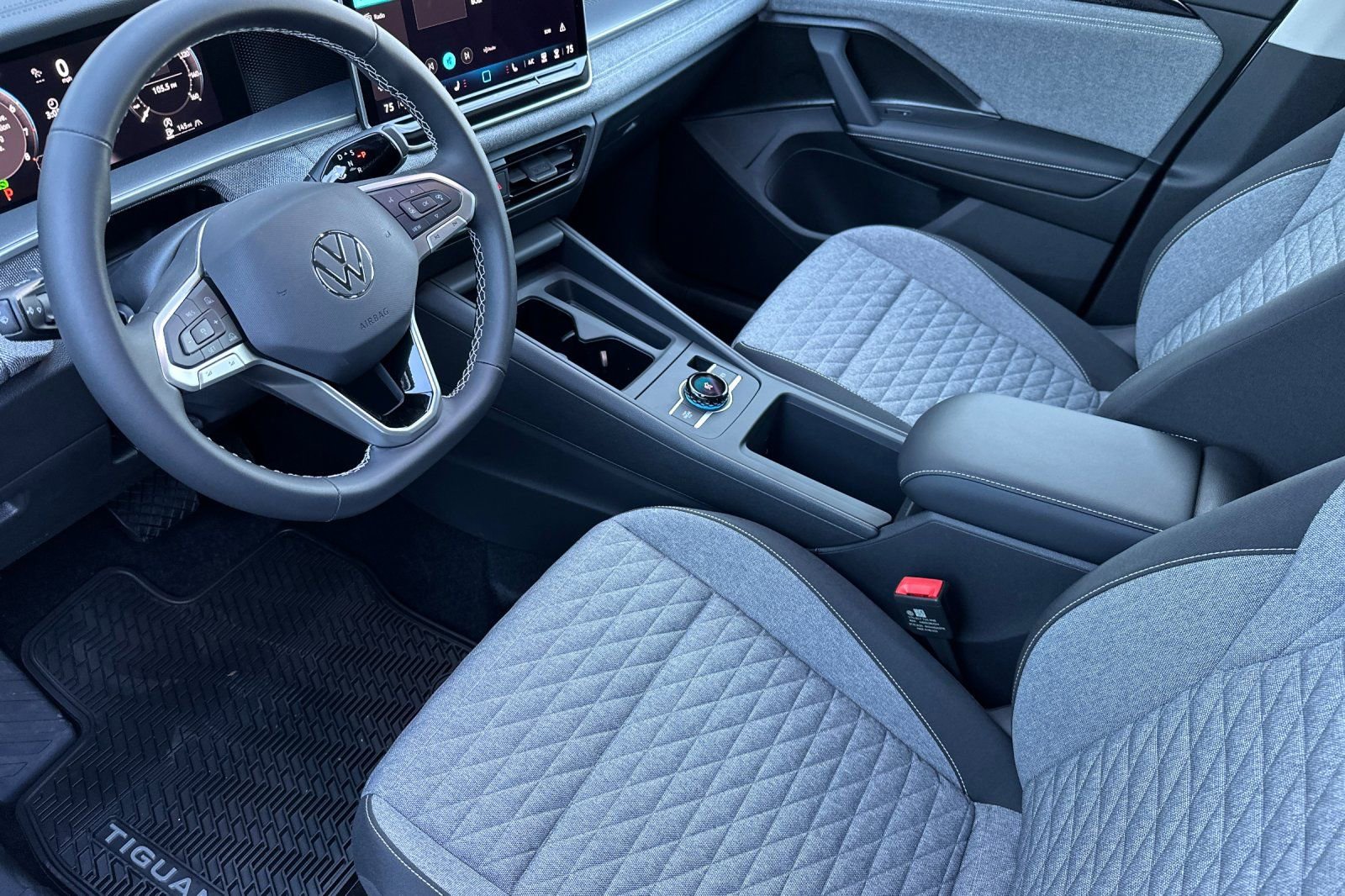 New 2026 Volkswagen Tiguan S AWD/4WD image 9