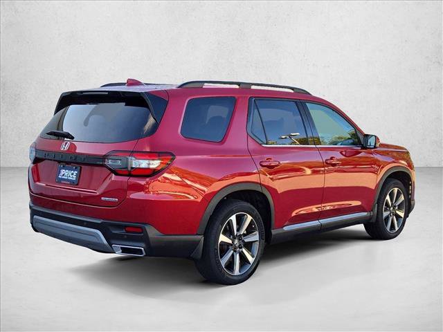 Used 2024 Honda Pilot Touring image 5