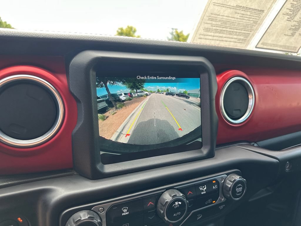 Used 2020 Jeep Wrangler Unlimited Rubicon w/ Dual Top Group AWD/4WD image 25