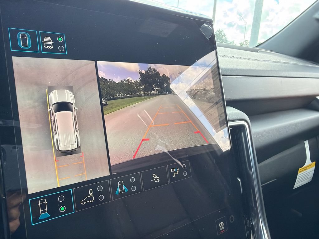 New 2026 GMC Yukon Denali w/ Advanced Technology Package AWD/4WD image 19