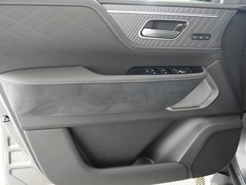 New 2027 INFINITI QX80 Luxe AWD/4WD image 39