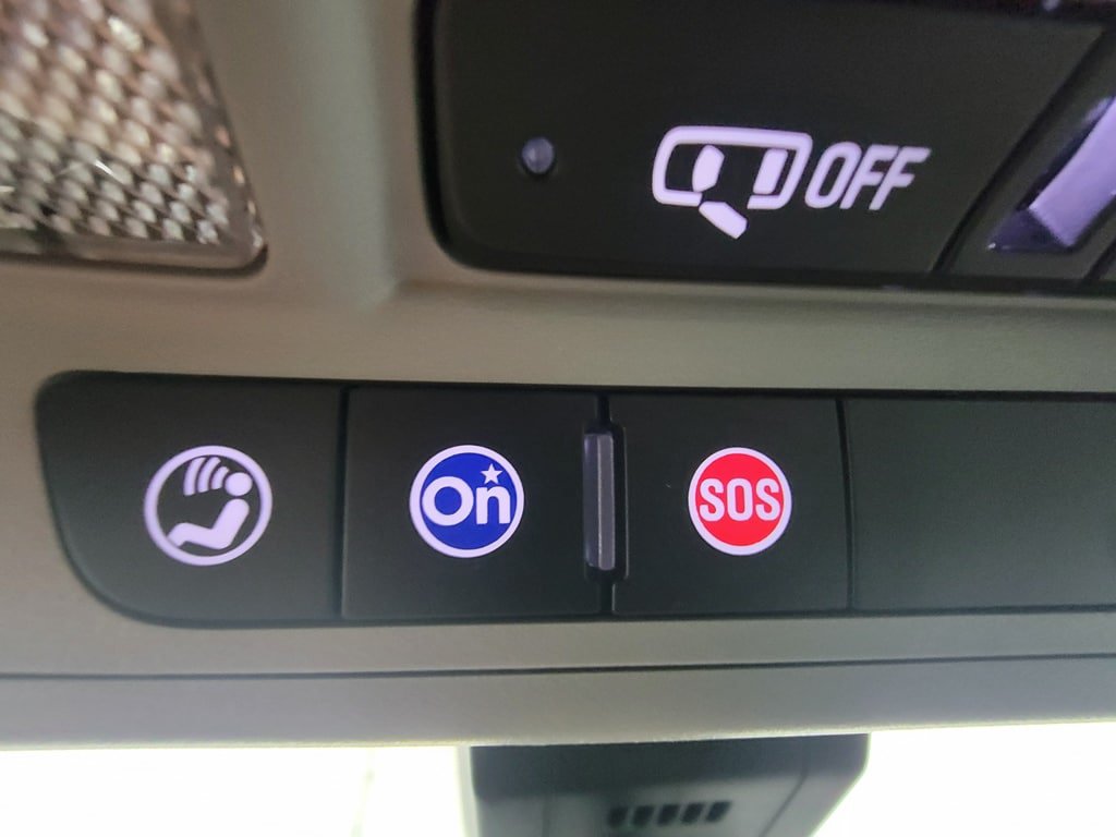 Used 2024 Chevrolet Equinox LT w/ LPO, Floor Liner Package FWD image 28