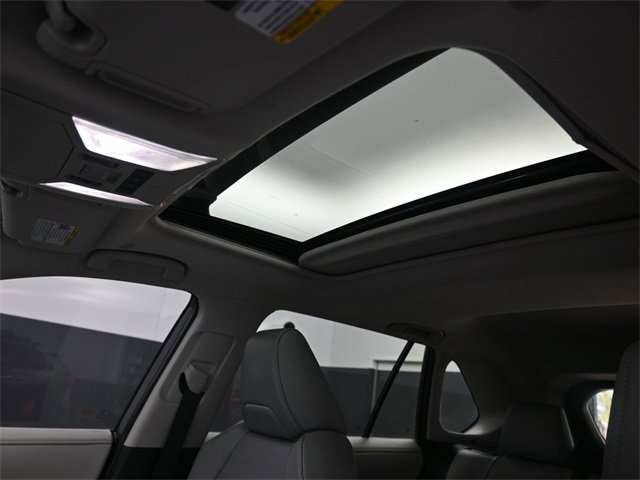 Used 2023 Toyota RAV4 Limited image 23