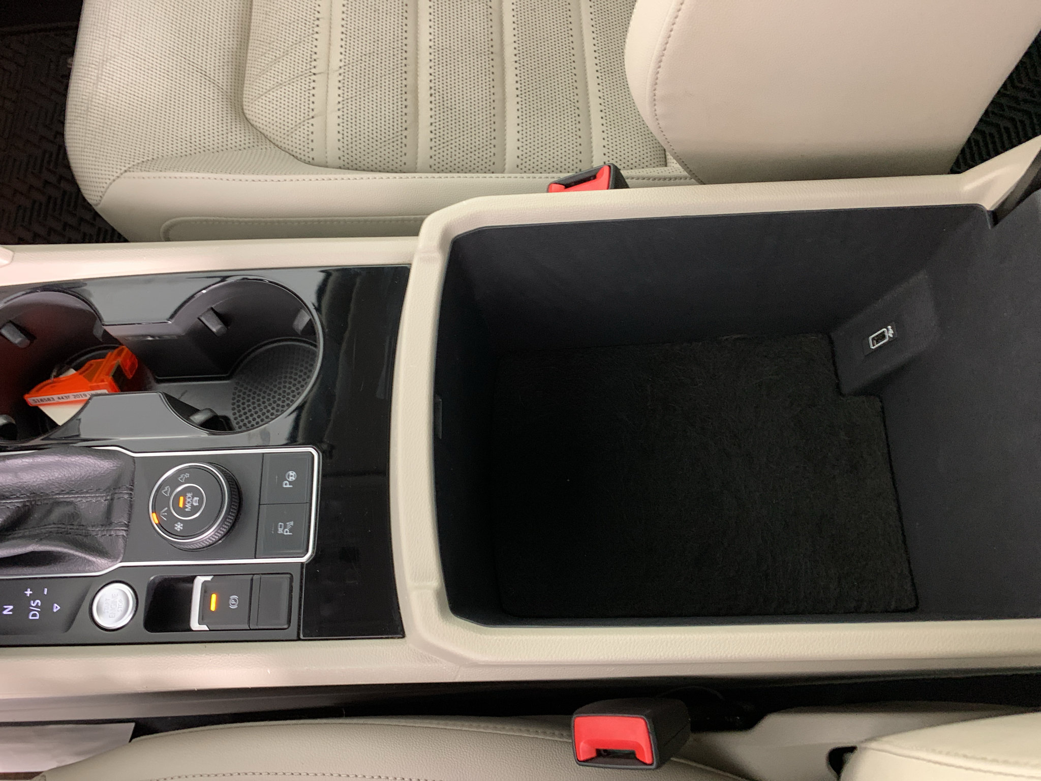 Used 2019 Volkswagen Atlas SEL Premium AWD/4WD image 29