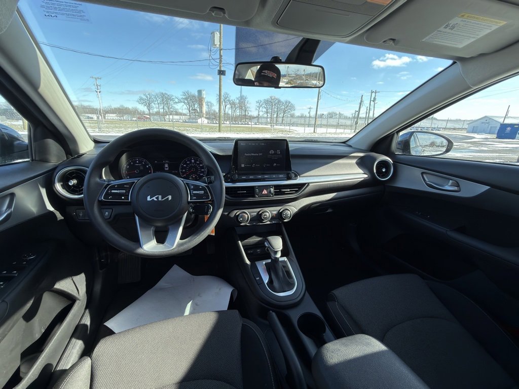 Used 2023 Kia Forte LXS w/ LXS Technology Package image 22