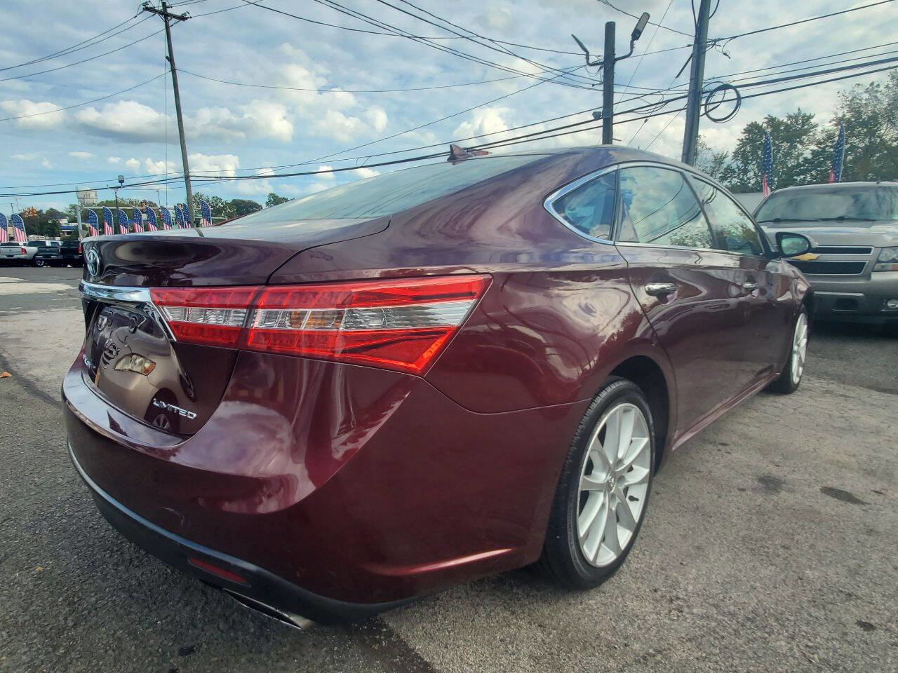 Used 2013 Toyota Avalon Limited image 5