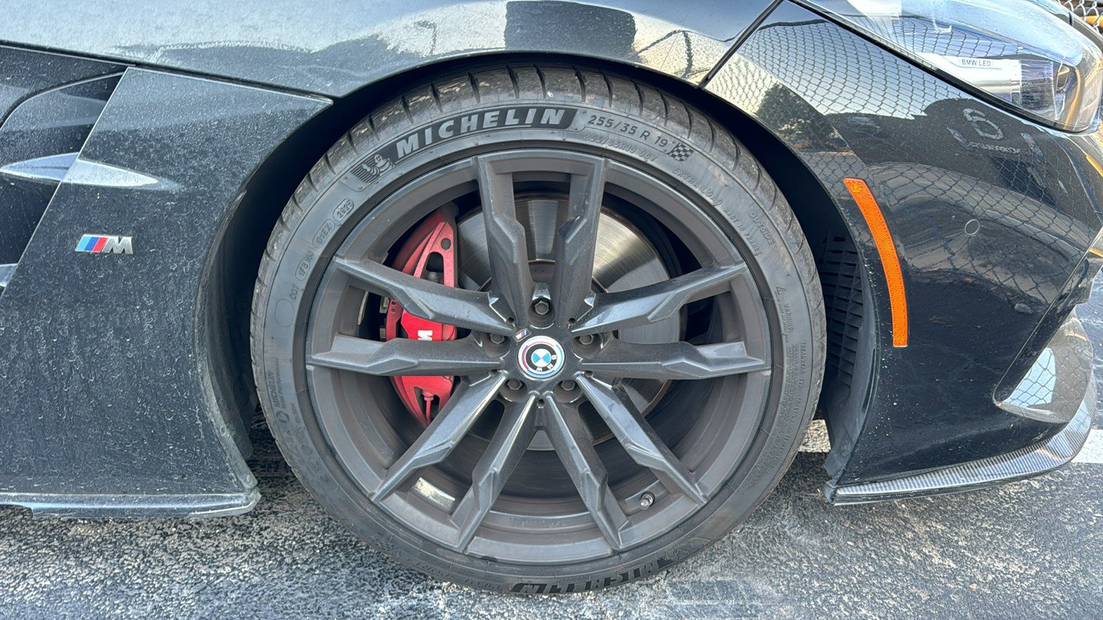 Used 2022 BMW Z4 M40i w/ Premium Package RWD image 2