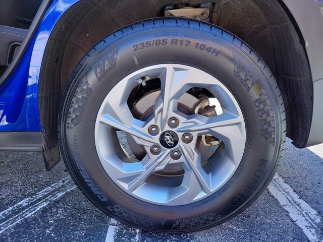 Used 2023 Hyundai Tucson SE image 11