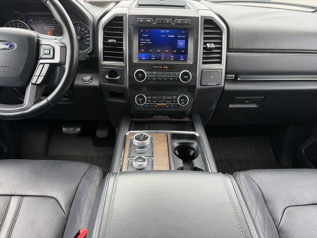 Used 2021 Ford Expedition Max Platinum AWD/4WD image 16