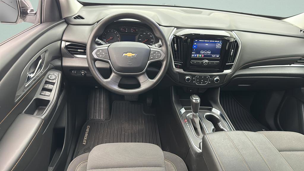 Used 2020 Chevrolet Traverse LS AWD/4WD image 11