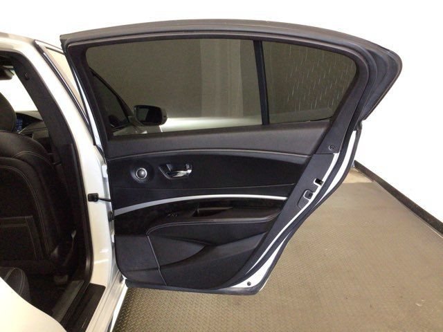 Used 2018 Acura RLX w/ Technology Package FWD image 12