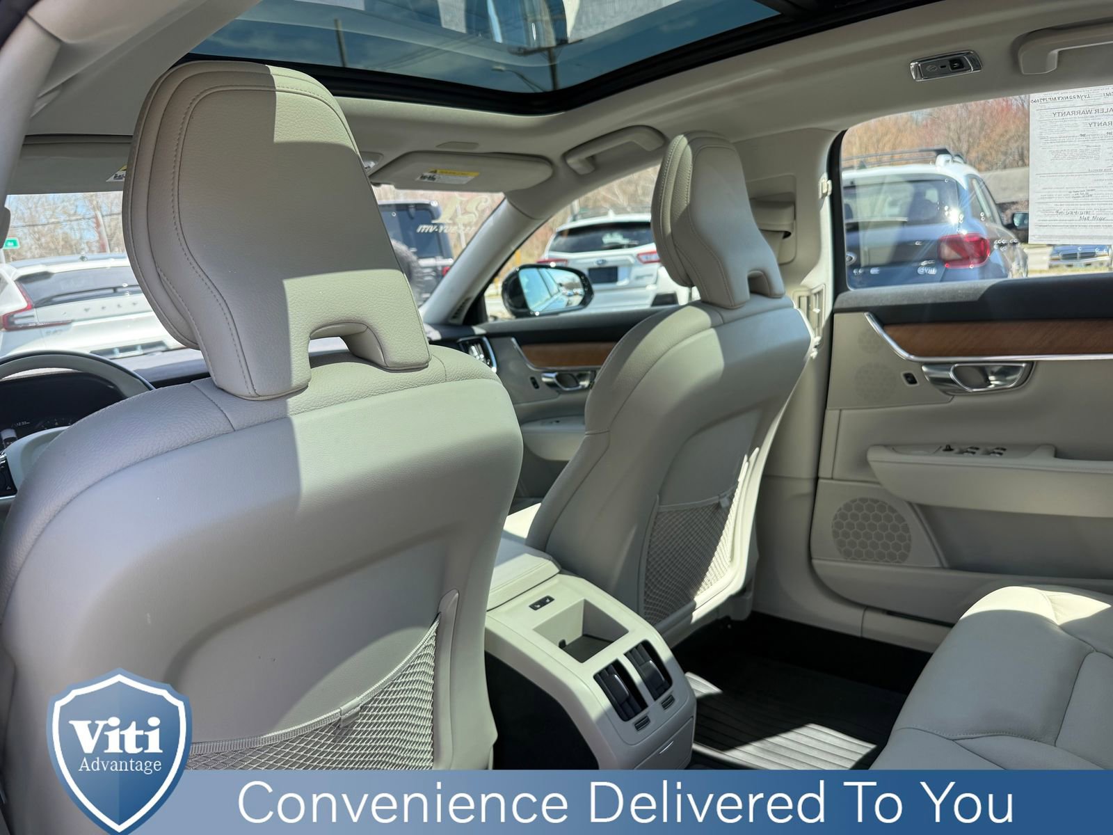Used 2021 Volvo S90 T6 Momentum image 21