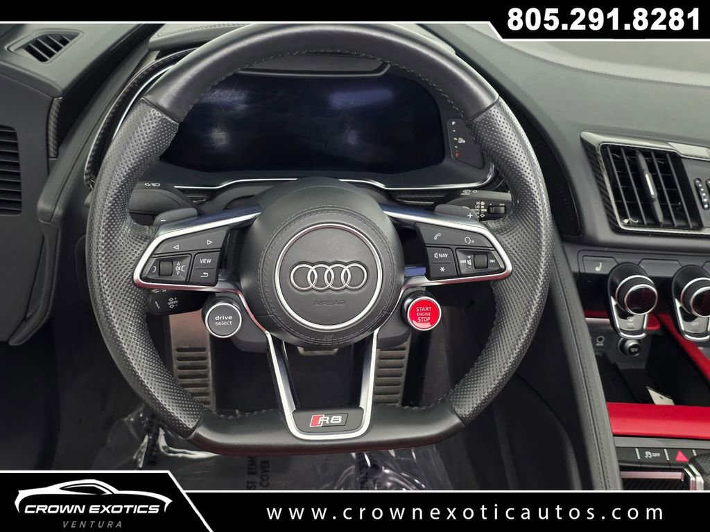 Used 2022 Audi R8 V10 w/ Carbon Exterior Package RWD image 34