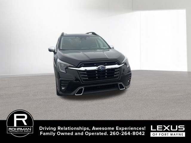 Used 2023 Subaru Ascent Touring image 3