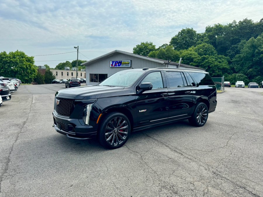 Used 2026 Cadillac Escalade ESV V AWD/4WD image 3