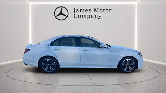 Used 2020 Mercedes-Benz E 350 4MATIC Sedan image 6