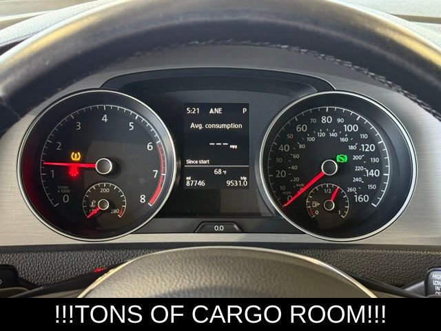 Used 2016 Volkswagen Golf S image 32