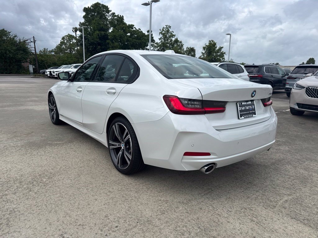 Certified 2023 BMW 330i Sedan w/ Premium Package RWD image 3