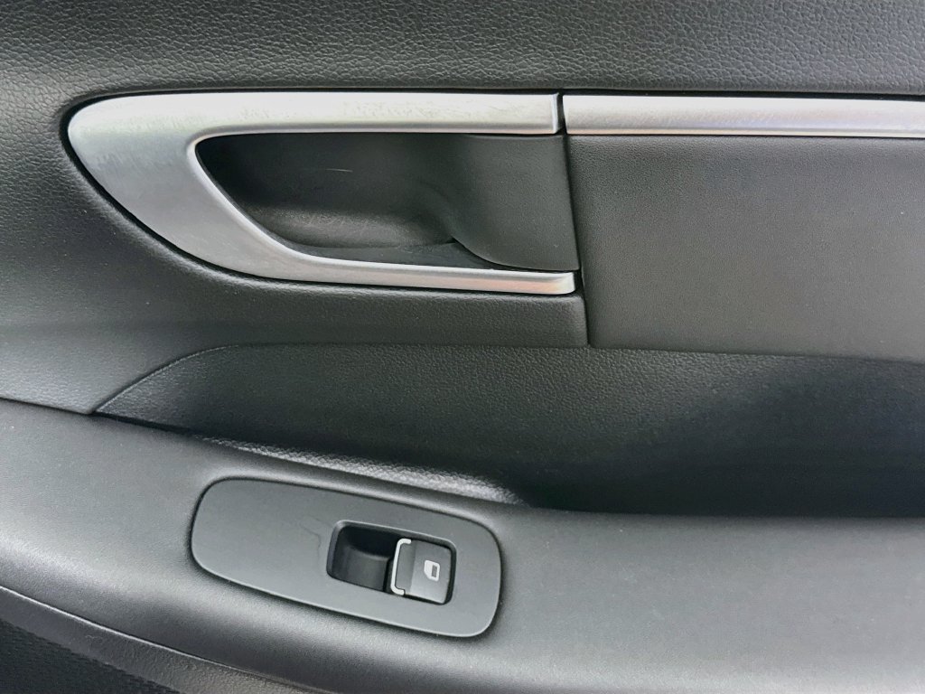 Used 2026 Hyundai Sonata Blue FWD image 27