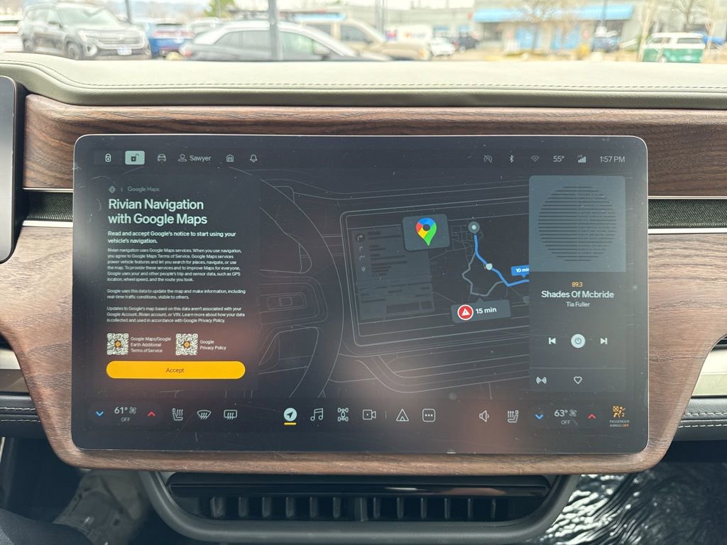 Used 2023 Rivian R1T Adventure image 20