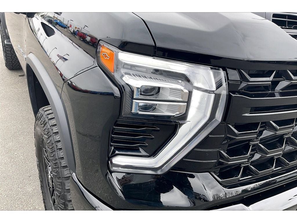 Used 2025 Chevrolet Silverado 2500 ZR2 w/ Technology Package AWD/4WD image 30
