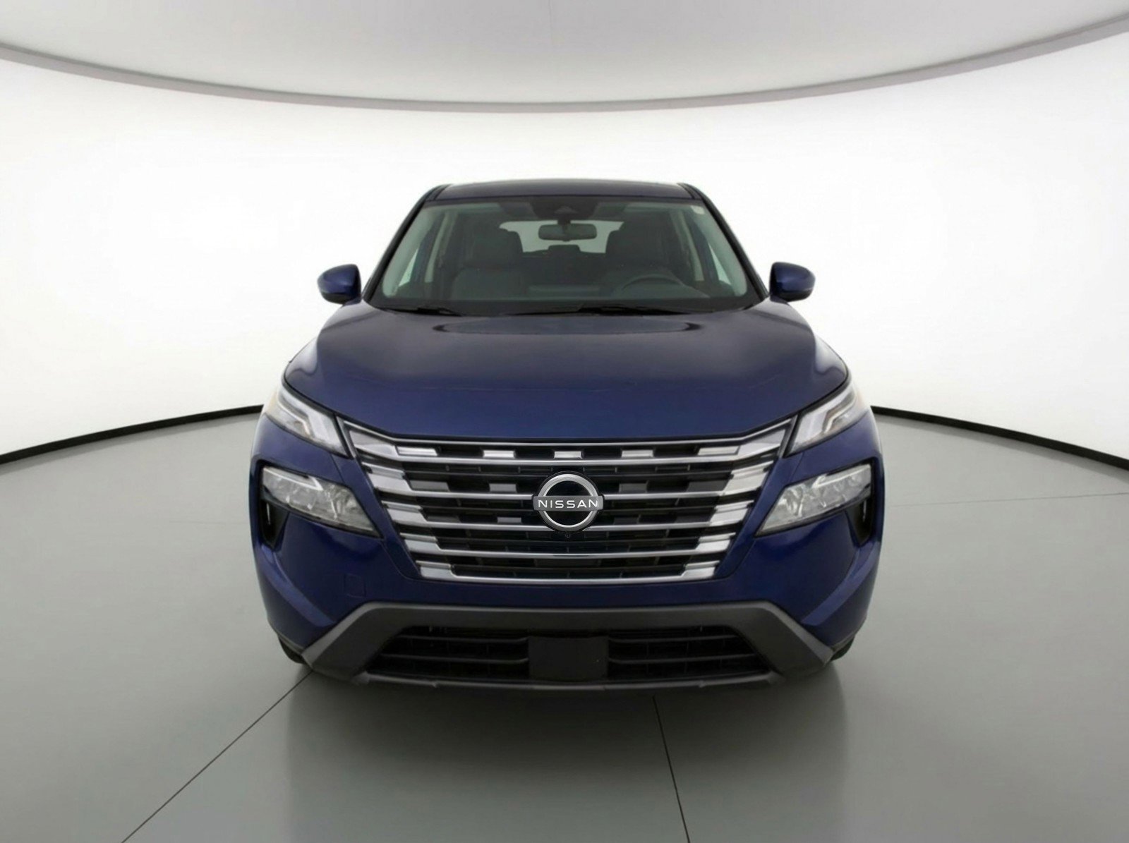 Used 2025 Nissan Rogue SV image 2