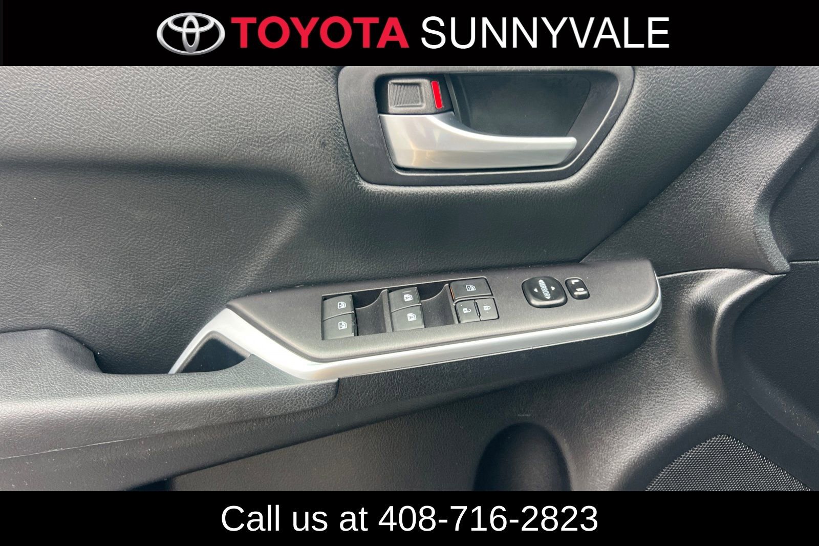 Used 2016 Toyota Camry SE image 15