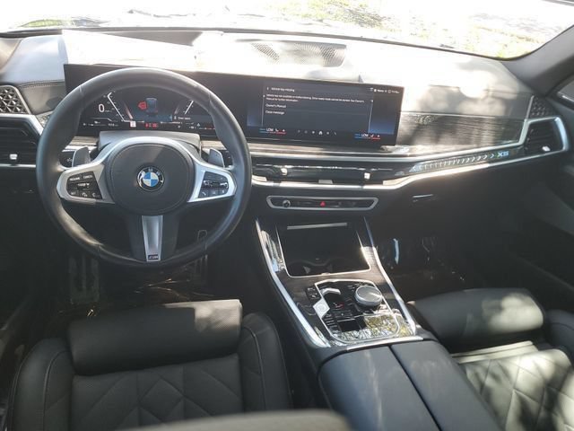 Used 2024 BMW X5 xDrive40i w/ M Sport Package AWD/4WD image 16