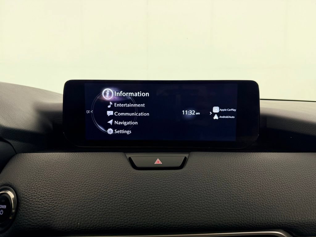 Used 2024 MAZDA CX-90 Plug-In Hybrid w/ Premium Pkg AWD/4WD image 15