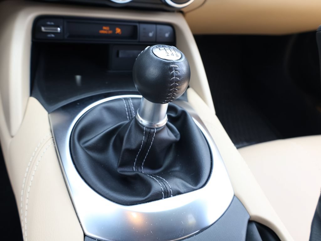 Certified 2025 MAZDA MX-5 Miata RF Grand Touring w/ Weather Package RWD image 17
