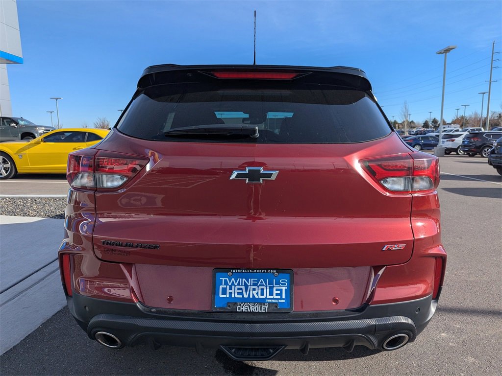 Used 2023 Chevrolet TrailBlazer RS w/ Sun and Liftgate Package image 32