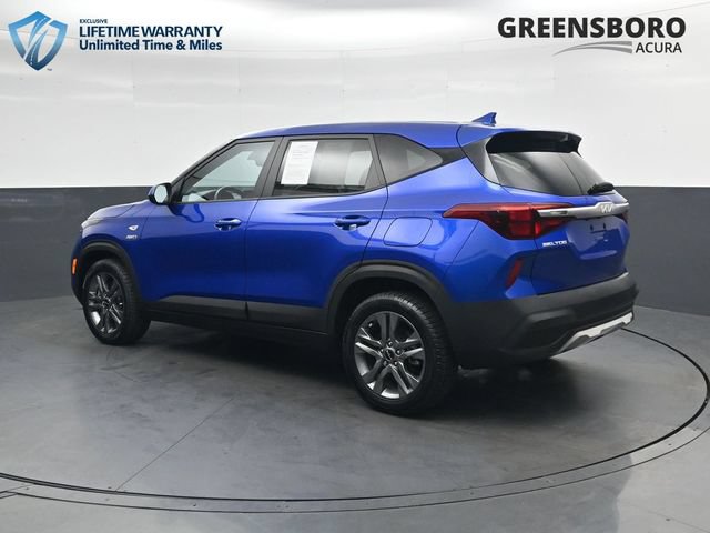 Used 2023 Kia Seltos LX AWD/4WD image 9