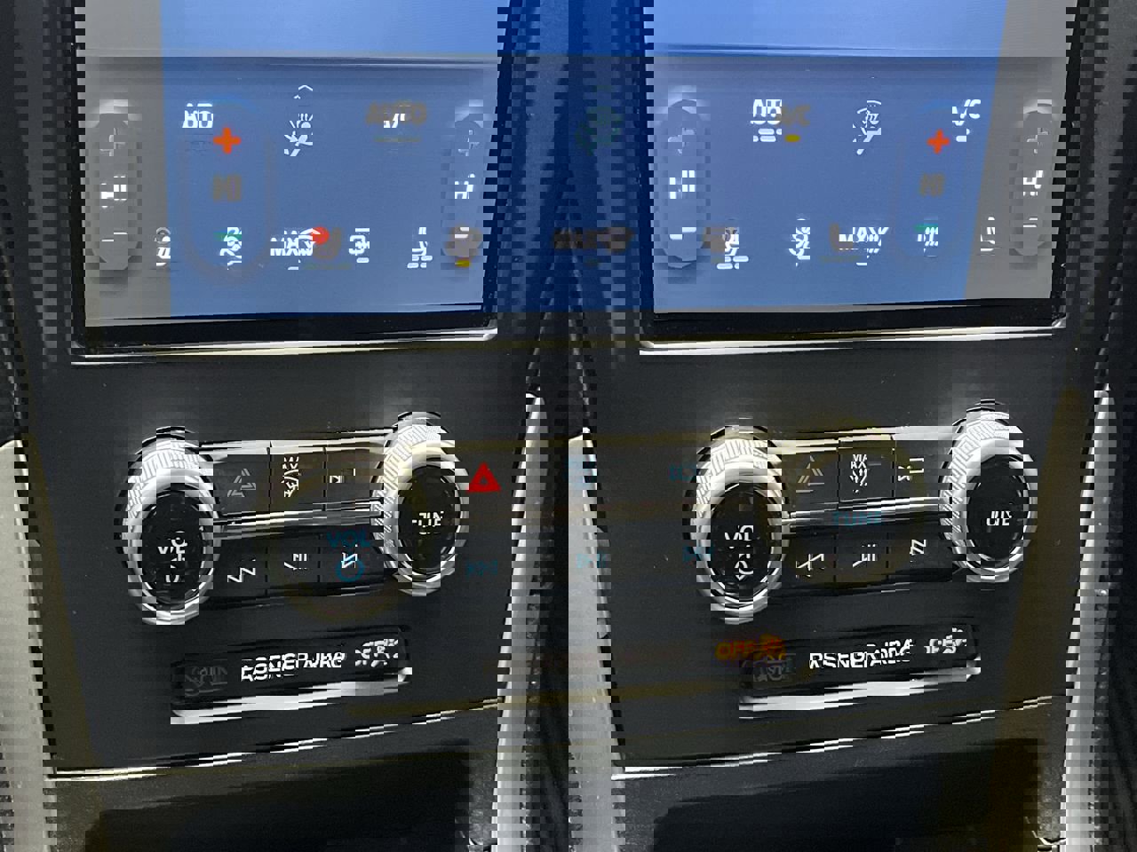 Used 2022 Ford Edge ST-Line image 22