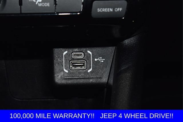 Used 2024 Jeep Compass Latitude AWD/4WD image 29