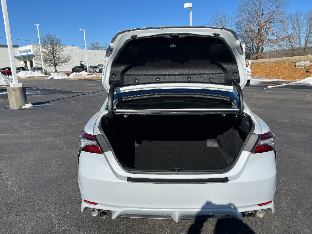 Used 2024 Toyota Camry XSE w/ Cold Weather Package image 11
