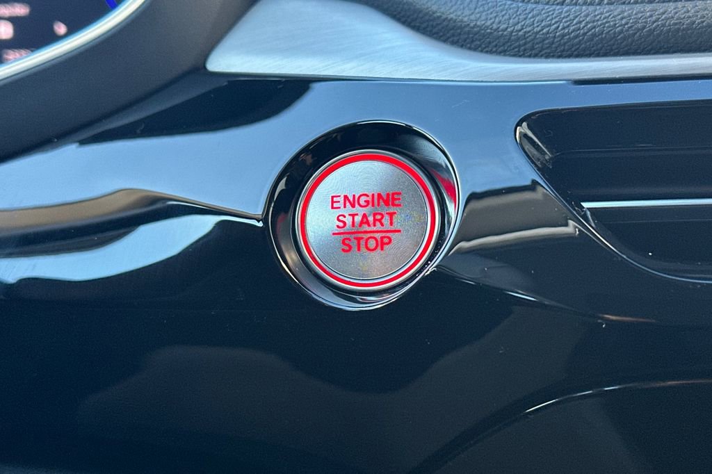 Certified 2025 Acura MDX FWD image 25