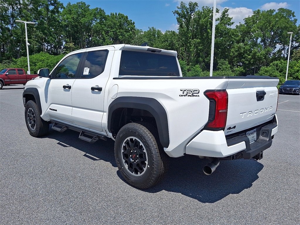New 2025 Toyota Tacoma TRD Off-Road image 7