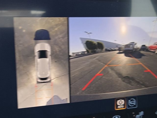 New 2026 Chevrolet Equinox EV LT image 4