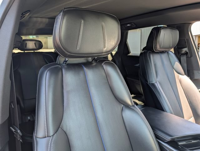Used 2024 Cadillac Lyriq Sport w/ LPO, Floor Liner Package AWD/4WD image 14